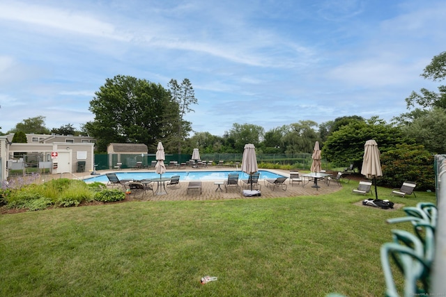 26 Stevens Pl Unit 26, Rocky Hill, CT 06067 - community pool with a patio