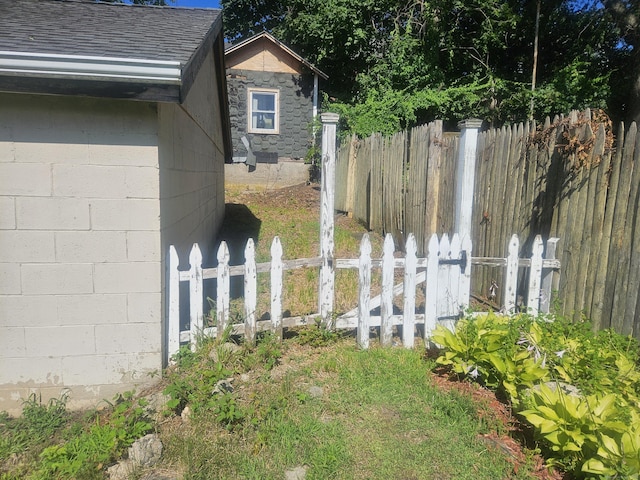 Listing photo 9 - caption unavailable