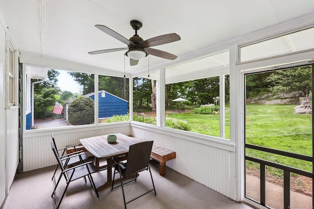 103 Glenwood Rd, Clinton, CT 06413 - sunroom with outdoor dining space and a ceiling fan