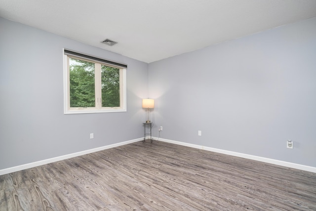 34 Cortland Way Unit 34, Newington, CT 06111 - unfurnished room featuring wood finished floors and baseboards