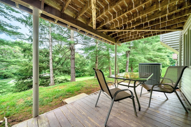 34 Cortland Way Unit 34, Newington, CT 06111 - view of wooden deck