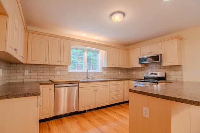 18 Isabellas Pl Unit 18, Killingly, CT 06239 - photo 4