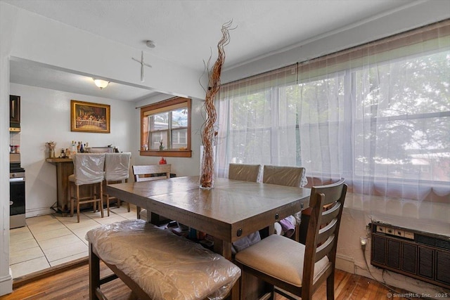 11 Bedford Ave Apt J2, Norwalk, CT 06850 - dining area with light wood-style floors