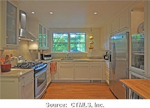 22 Bryden Ter, Hamden, CT 06517 - photo 5