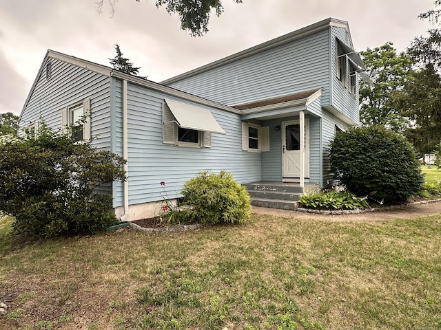 52 Midland Rd, Windsor Locks, CT 06096 - view of front of property with a front lawn