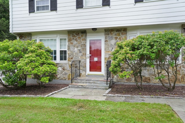 27 Brittany Ave, Trumbull, CT 06611 - photo 2