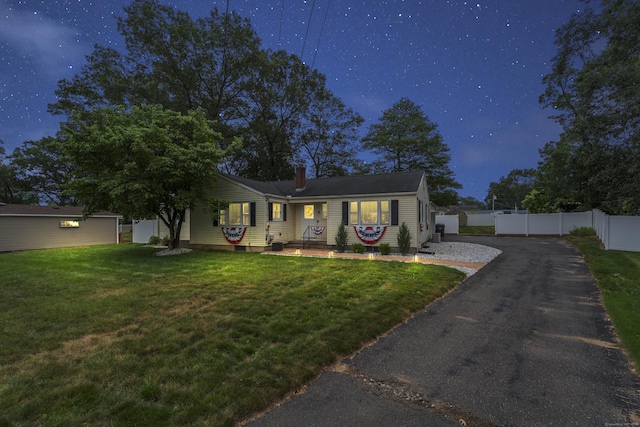 15 Arlington Rd, Windsor Locks, CT 06096 - view of front of house featuring driveway