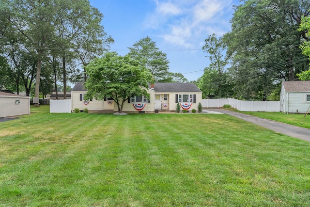 15 Arlington Rd, Windsor Locks, CT 06096 - view of front of home featuring driveway