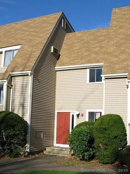 560 Yale Ave Unit 82, Meriden, CT 06450 - doorway to property with roof with shingles