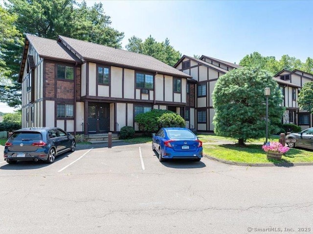 102 Foxwood Close Close Unit 102, Milford, CT 06461 - photo 2