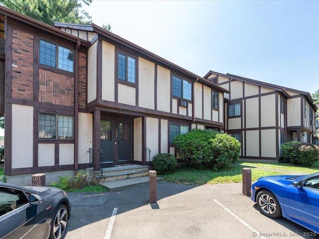 102 Foxwood Close Close Unit 102, Milford, CT 06461 - photo 3