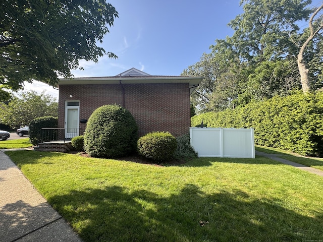 10 Willowbrook Ct Unit 10, Stamford, CT 06902 - view of side of property featuring brick siding