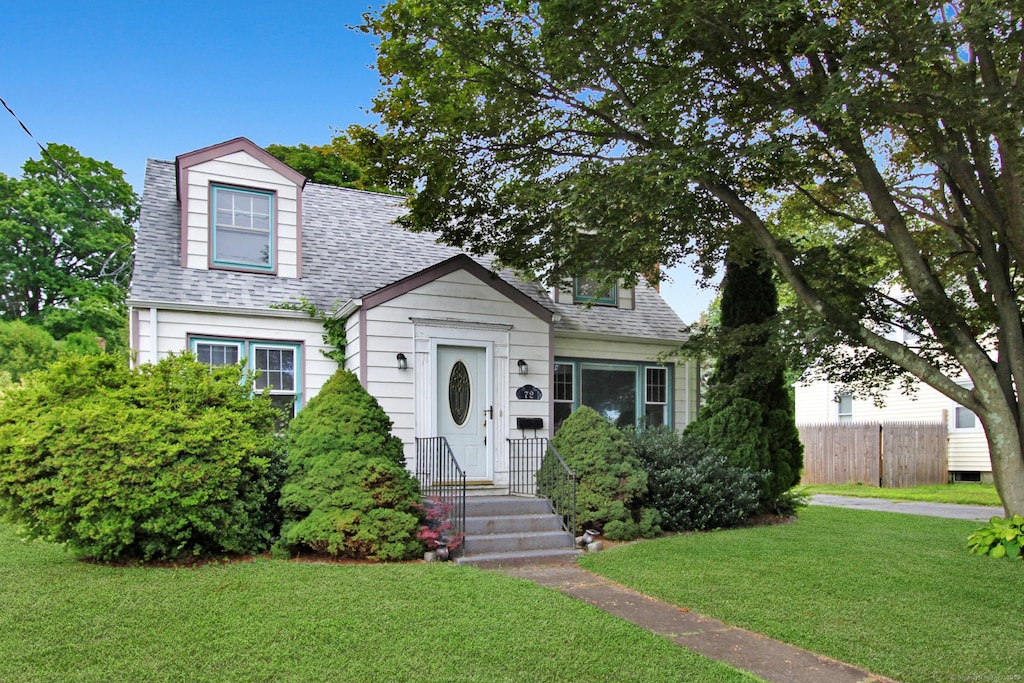 72 Hayes Dr, Milford, CT 06460 - photo 1