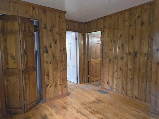 16 Farrell Rd, Newtown, CT 06470