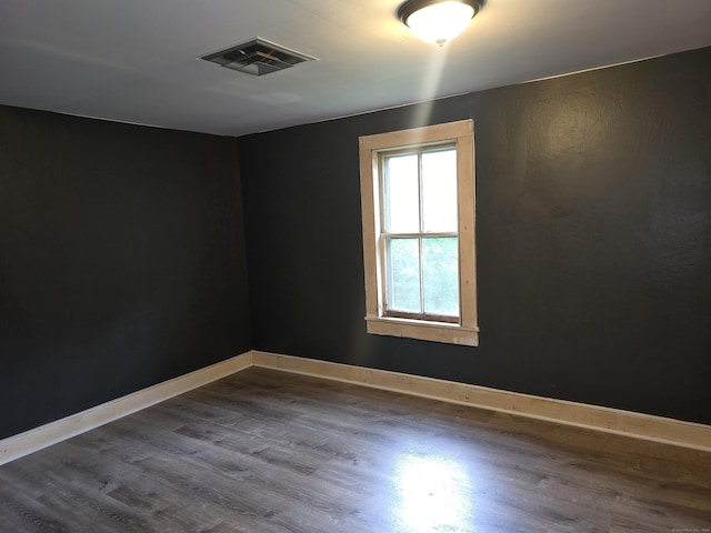 16 Farrell Rd, Newtown, CT 06470