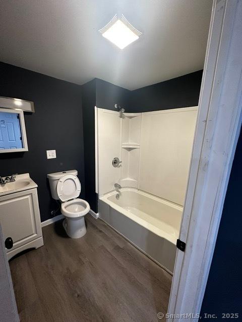 76 Columbus Ave, Meriden, CT 06451 - photo 7
