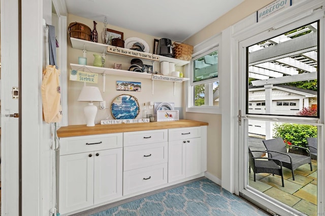 8 Fenbrook Rd, Old Saybrook, CT 06475 - interior space featuring baseboards