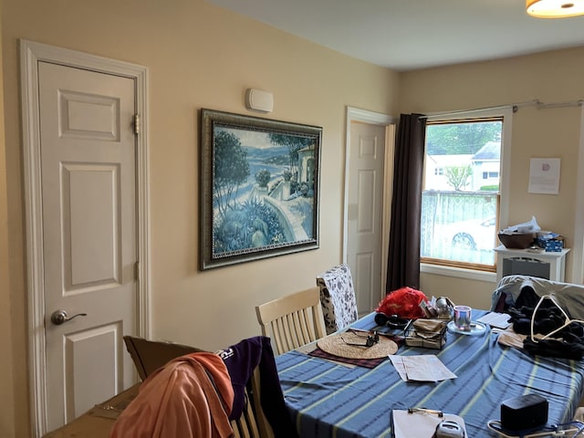 74 Brussels Ave, Wethersfield, CT 06109 - view of dining space