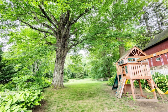 336 Main St, Wethersfield, CT 06109 - view of yard featuring a playground
