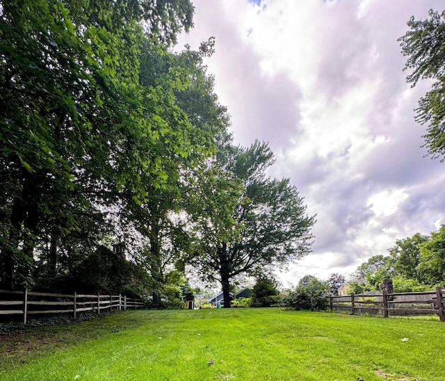 336 Main St, Wethersfield, CT 06109 - view of yard with a view of rural / pastoral area