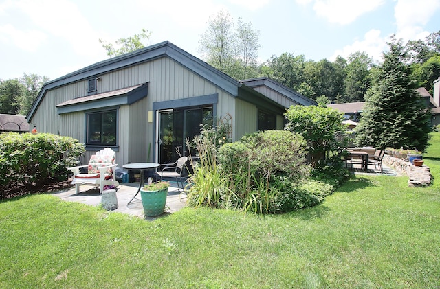 242 Heritage Vlg Unit B, Southbury, CT 06488 - photo 4