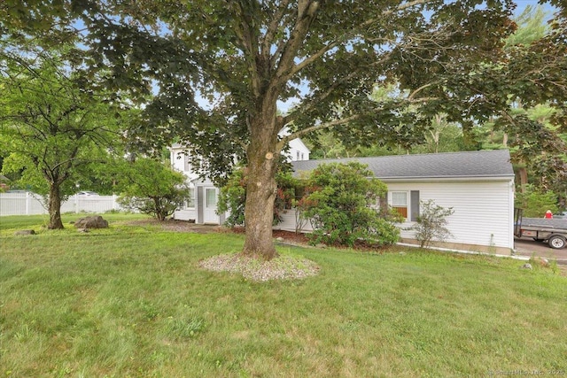 496 Mulberry St, Southington, CT 06479 - view of yard