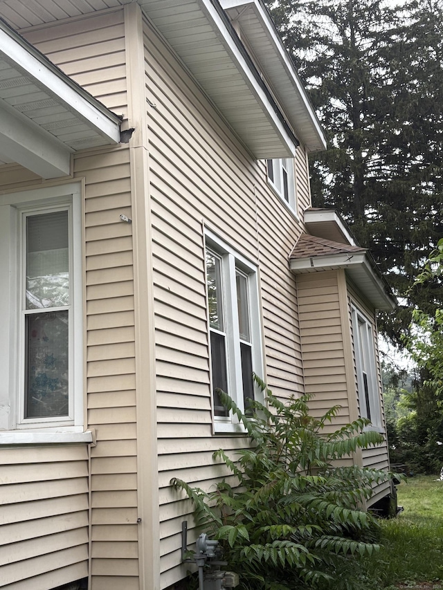 104 Gale Ave, Meriden, CT 06450 - photo 2