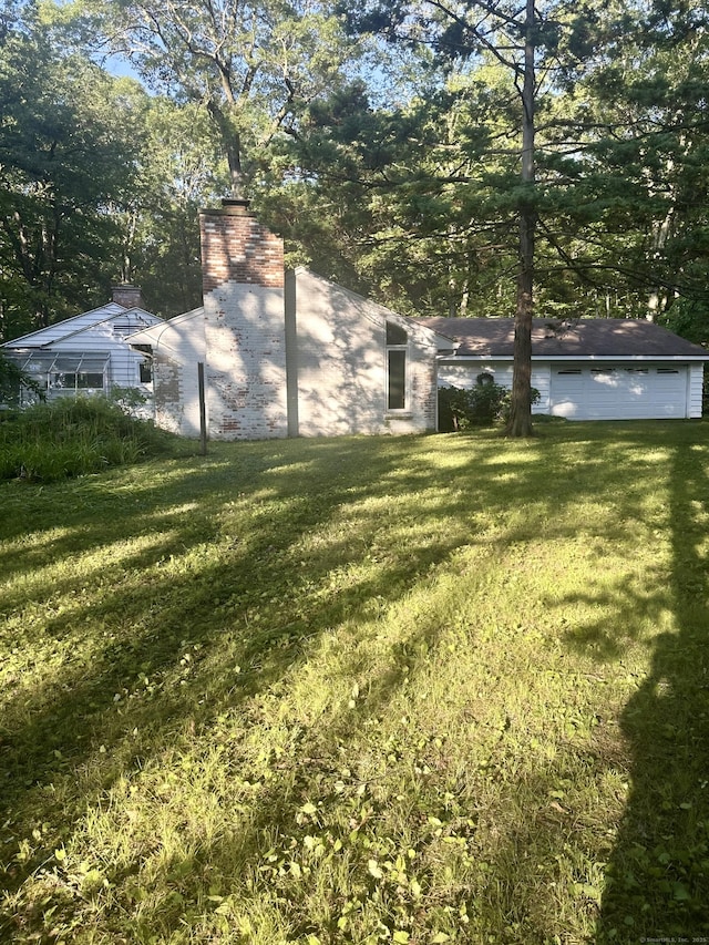 163 Dayton Rd, Glastonbury, CT 06073 - view of grassy yard