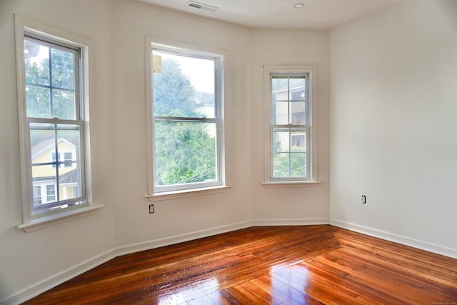 36 Vermont St, Waterbury, CT 06704 - photo 23