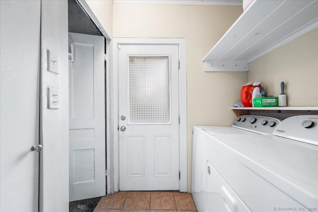22 Benjamin St, Norwich, CT 06360 - laundry area featuring washer and clothes dryer and light tile patterned floors