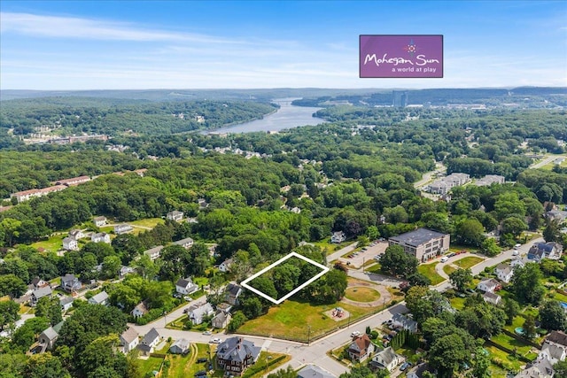 22 Benjamin St, Norwich, CT 06360 - aerial view of property and surrounding area with property parcel outlined and a large body of water