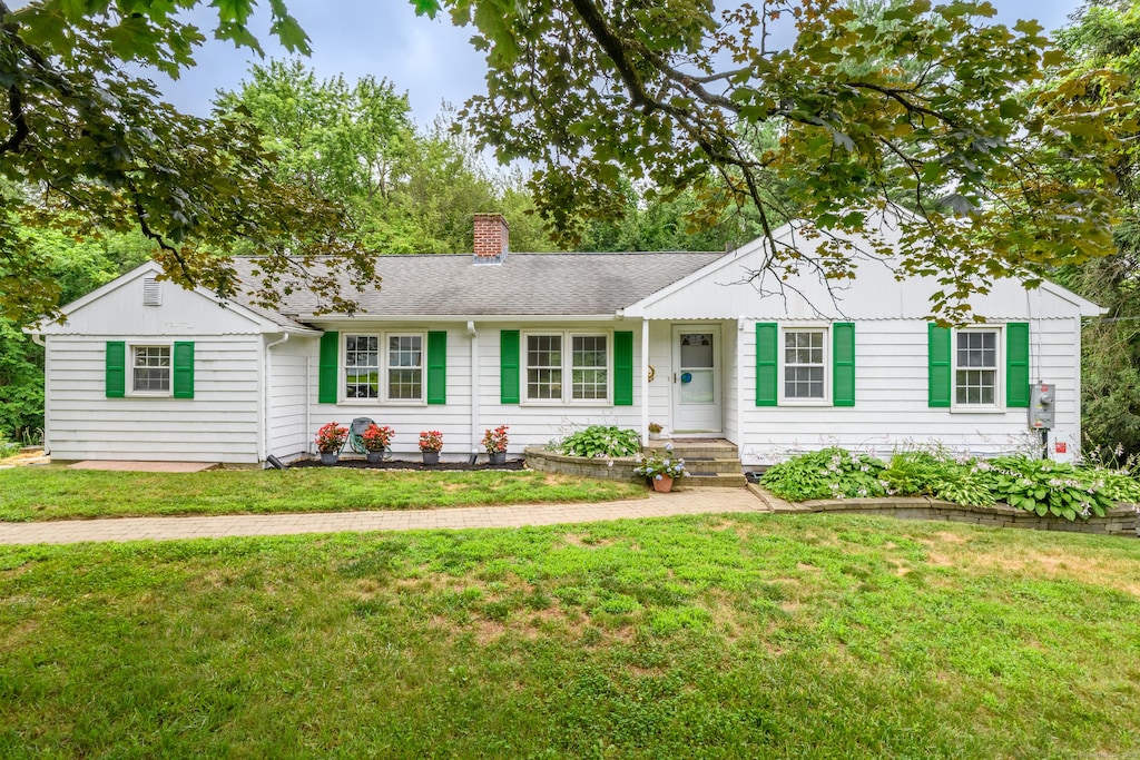 702 Griswold St, Glastonbury, CT 06033 - photo 1