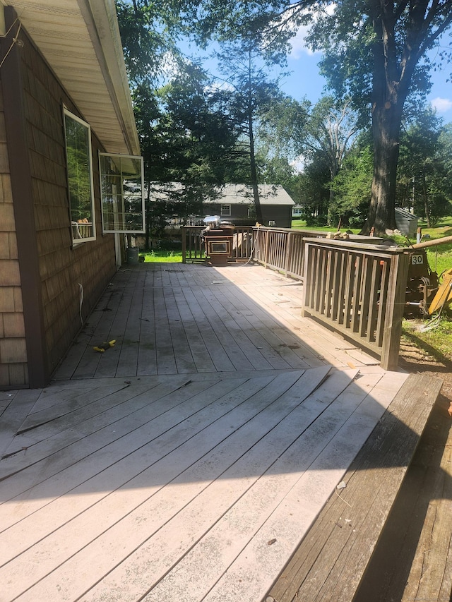 15 Juniper Rd, Newtown, CT 06470 - view of wooden terrace