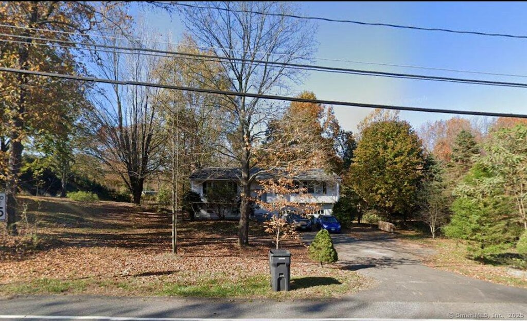 749 S Meriden Rd, Cheshire, CT 06410 - photo 1
