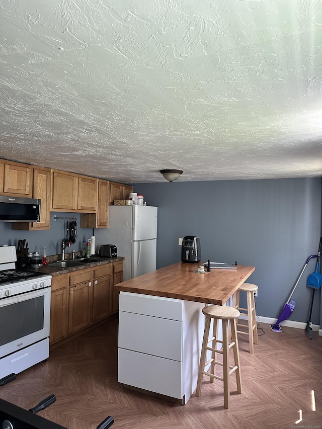 395 Hartford Pike, Killingly, CT 06241 - photo 2