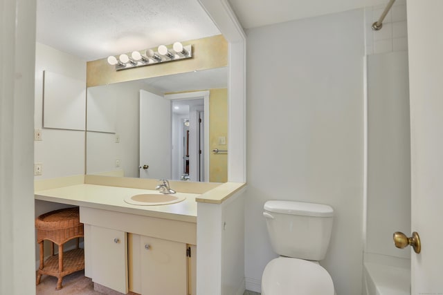 106 Brookwood Dr Apt D, Rocky Hill, CT 06067 - full bathroom with vanity and toilet