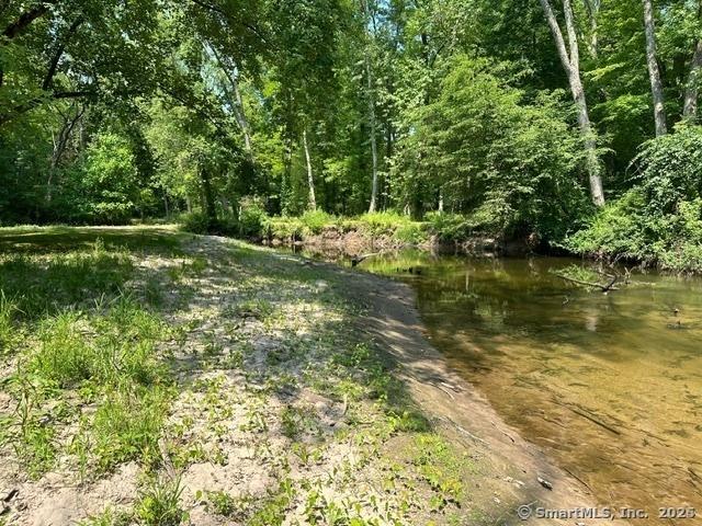 211B Scantic Rd, East Windsor, CT 06088