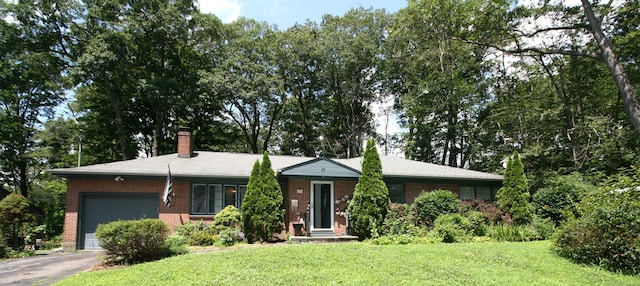 77 Spruce Dr, Torrington, CT 06790 - photo 1