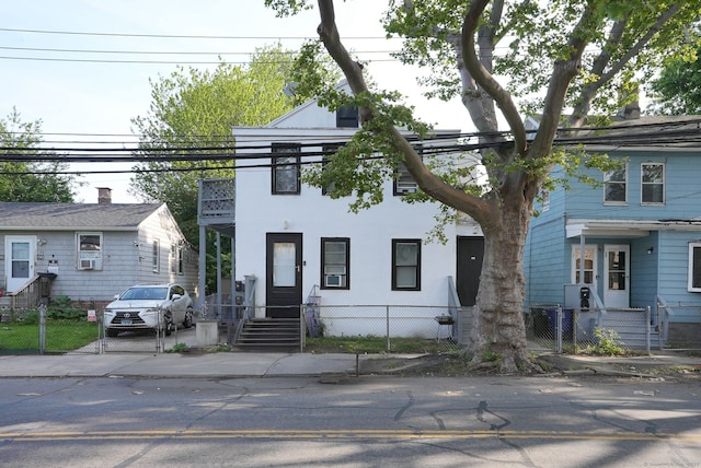 33 Granfield Ave, Bridgeport, CT 06610 - photo 2