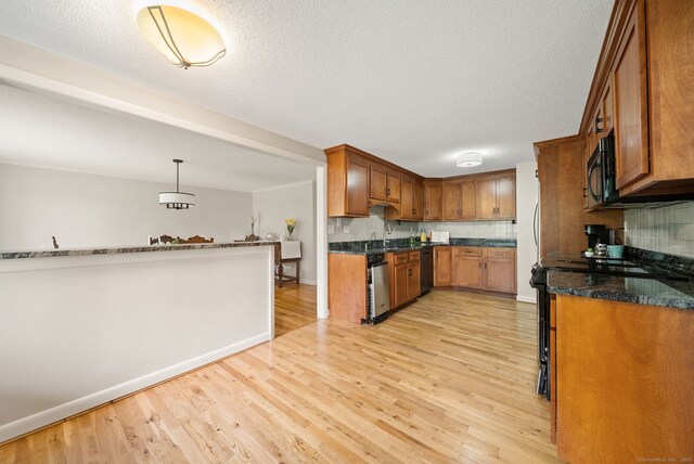 39 Pheasant Hill Dr, West Hartford, CT 06107 - photo 9