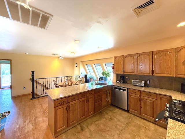 35 College St, Cornwall, CT 06759 - photo 17