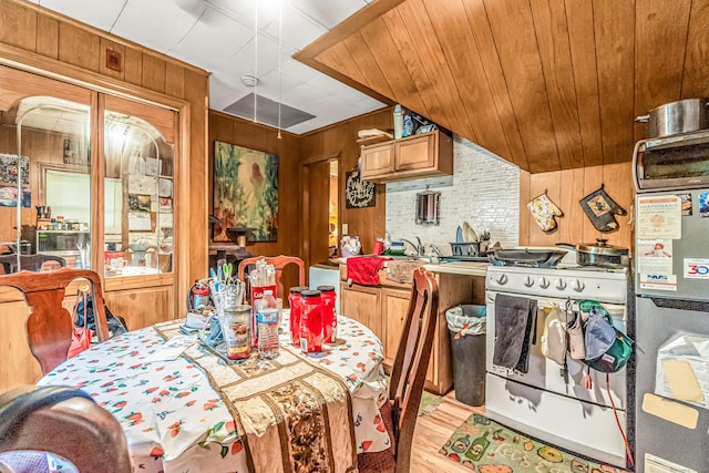 13 5th St, Waterbury, CT 06708 - photo 16