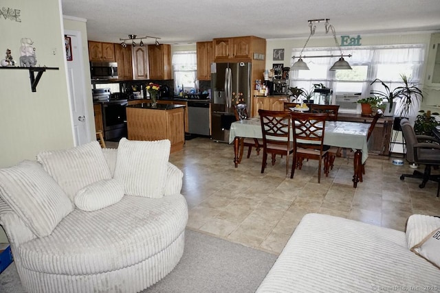 33 Colt St, New Britain, CT 06052 - photo 22