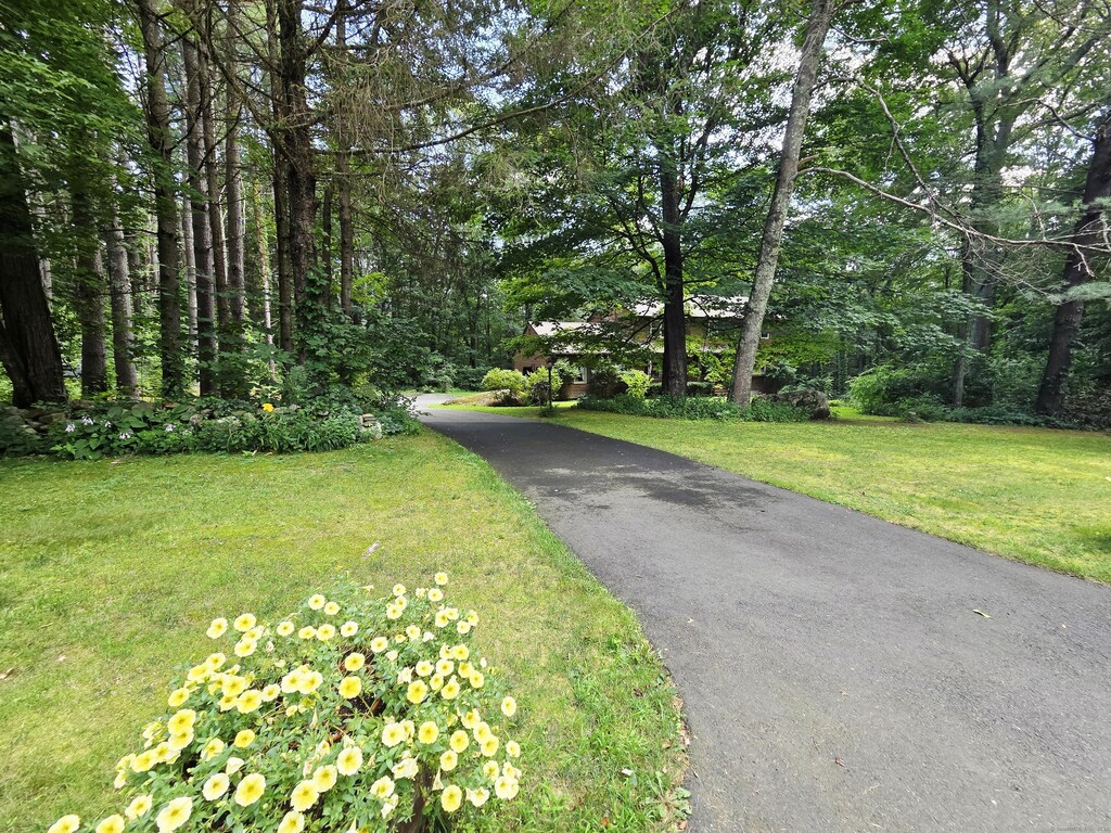 3 Northwoods Rd, Granby, CT 06060 - photo 2