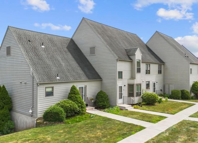 2 Hallmark Hill Dr Unit 2, Wallingford, CT 06492 - photo 1