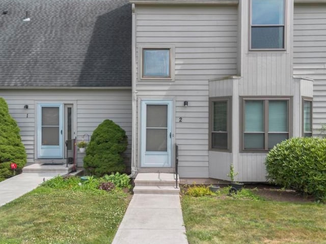 2 Hallmark Hill Dr Unit 2, Wallingford, CT 06492 - photo 2