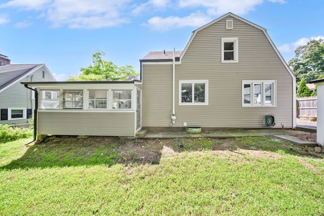 16 Oakdale St, Wethersfield, CT 06109 - photo 4