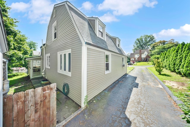 16 Oakdale St, Wethersfield, CT 06109 - photo 6