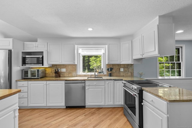 241 Avon Mountain Rd, Avon, CT 06001 - photo 3