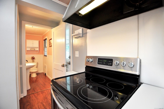 18 Greystone Rd, West Hartford, CT 06107 - photo 18